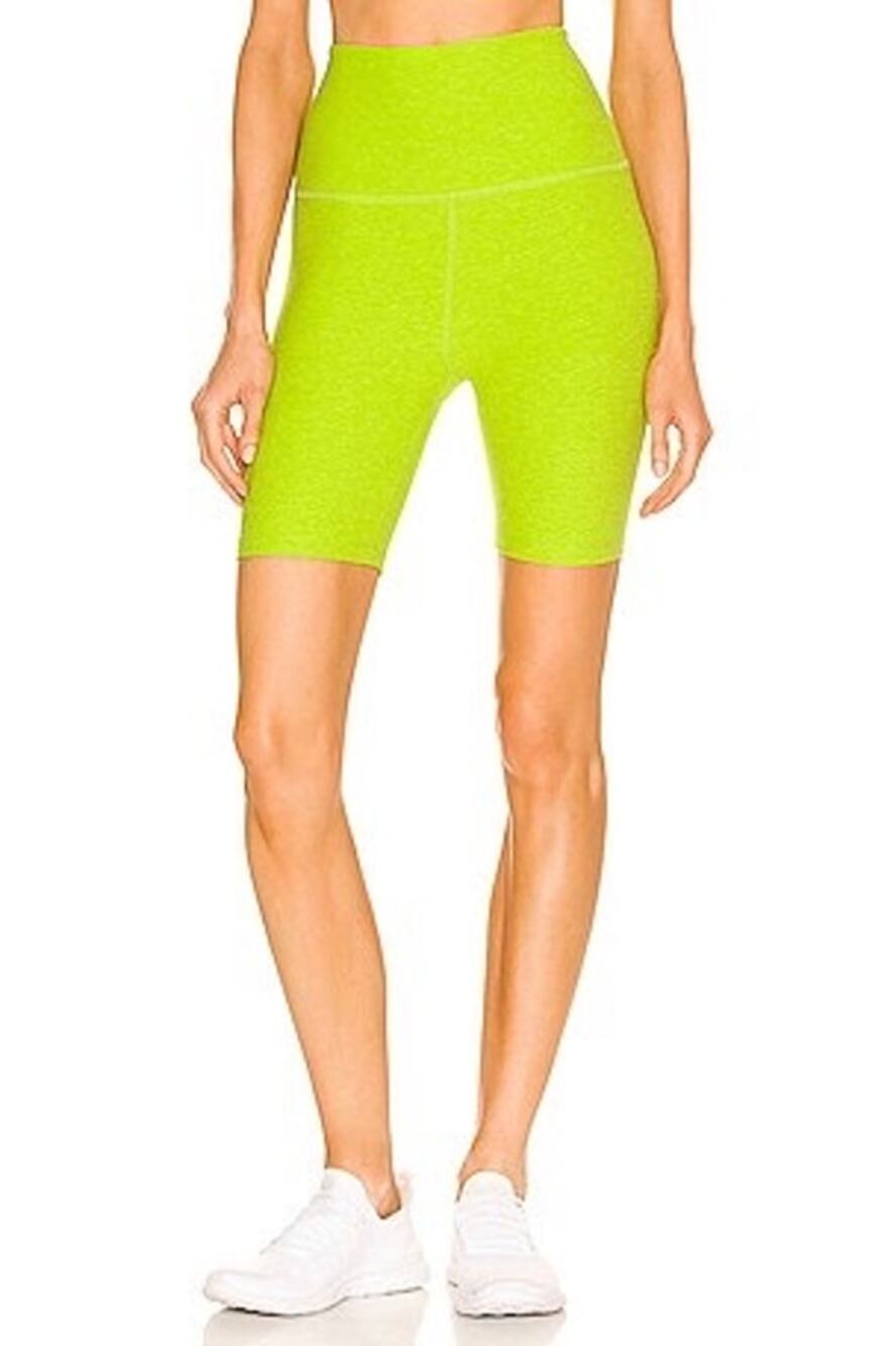 NWOT Beyond Yoga Spacedye High Waisted Biker Short in Matcha Green Lime Size XS